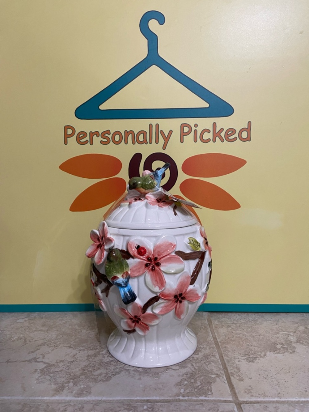 Corner Ruby Botanical Collection Large Canister - Picture 4 of 10